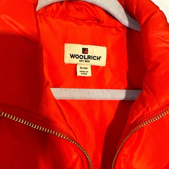 Woolrich red puffer vest. Down filled. Size small - Picture 3 of 7